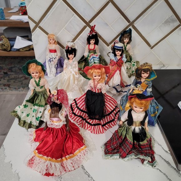 Alco dolls of the world set of 10. various conditions very ornate and pretty